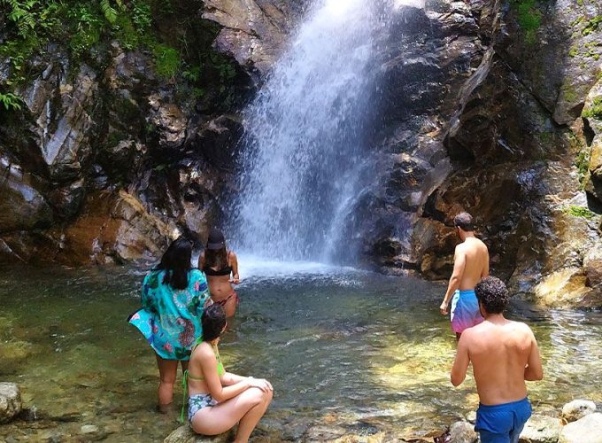 hiking medellin - green conection tour by aventerra tours